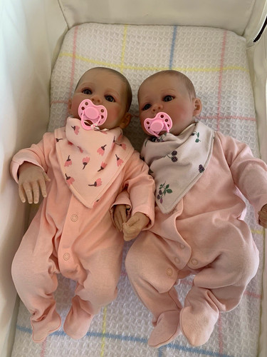 Andrea arcello twin baby - twin, girl