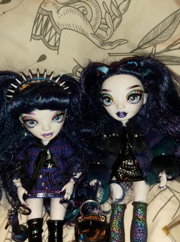 Shadow high twin dolls - shadow,